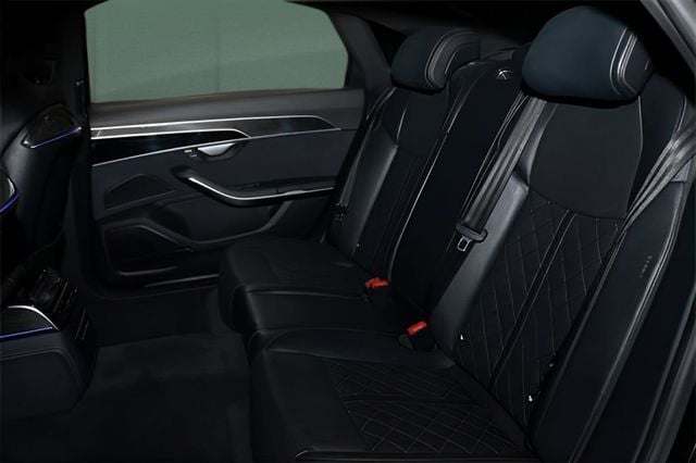 2022 Audi S8 4.0 TFSI - 22980263 - 11