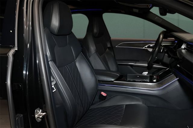 2022 Audi S8 4.0 TFSI - 22980263 - 16