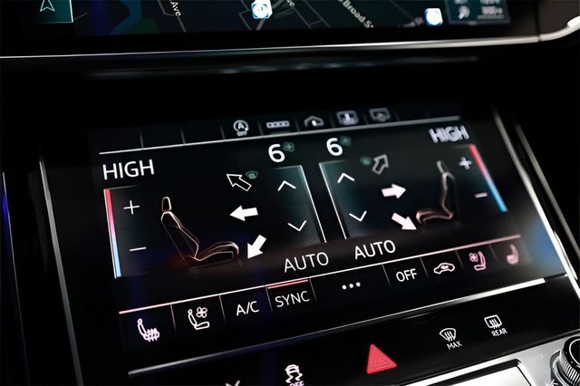 2022 Audi S8 4.0 TFSI - 22980263 - 34