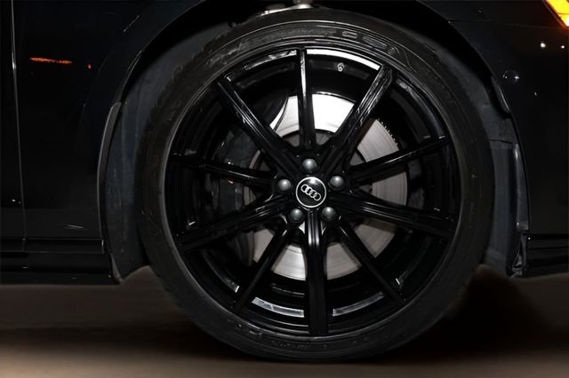 2022 Audi S8 4.0 TFSI - 22980263 - 45