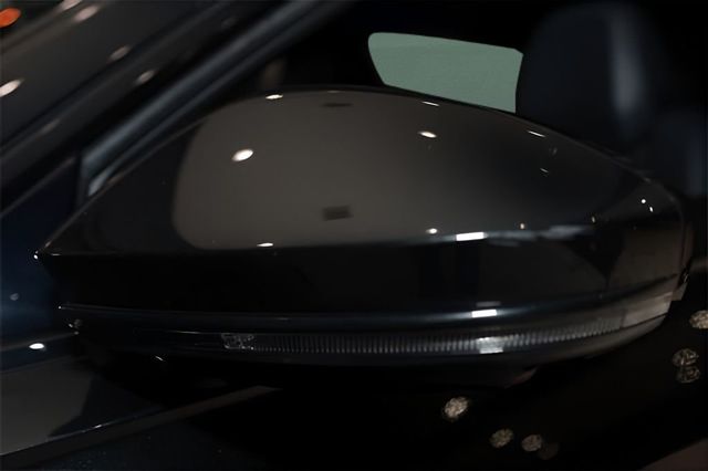 2022 Audi S8 4.0 TFSI - 22980263 - 51