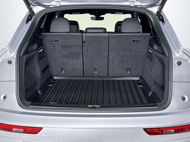 2022 Audi SQ5 Premium - 23055091 - 22