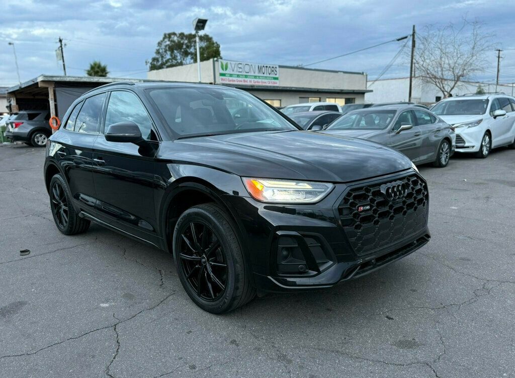 2022 Audi SQ5 Premium Plus photo 3