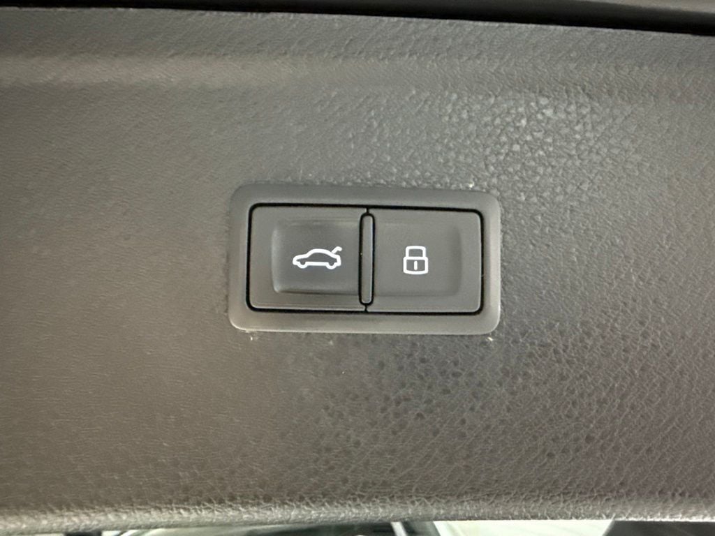 2022 Audi SQ5 Premium Plus 3.0 TFSI quattro - 23072756 - 30
