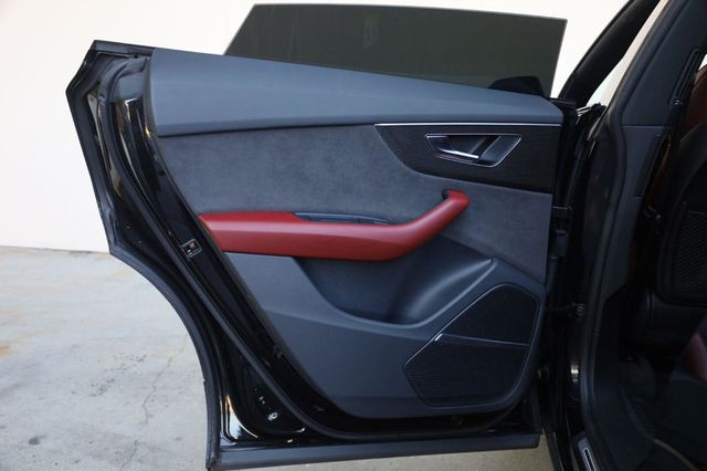 2022 Audi SQ8 Premium Plus - 23052442 - 18