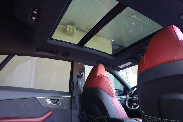 2022 Audi SQ8 Premium Plus - 23052442 - 26