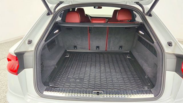 2022 Audi SQ8 Prestige 4.0 TFSI quattro w/ Black Optic Pkg & Sports Exhaust - 23005661 - 22