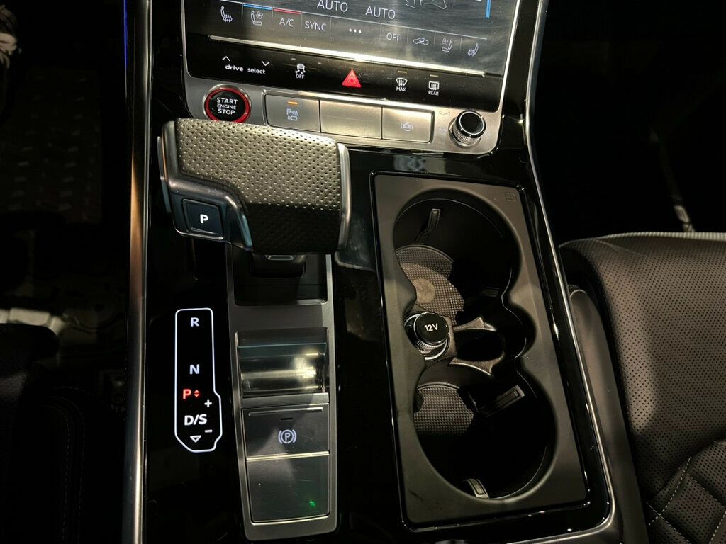 2022 Audi SQ8 PrestigePkg/ExecutivePkg/HeadUpDisplay/SportExhaustKit/PanoRoof - 22892307 - 21