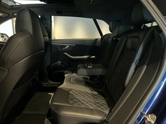2022 Audi SQ8 PrestigePkg/ExecutivePkg/HeadUpDisplay/SportExhaustKit/PanoRoof - 22892307 - 24
