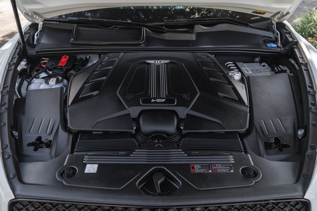 2022 Bentley Bentayga 7-Seat Configuration Mulliner Spec - 23063617 - 33