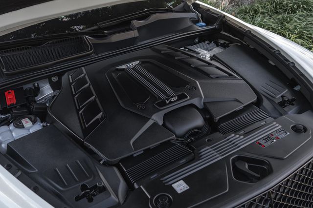 2022 Bentley Bentayga 7-Seat Configuration Mulliner Spec - 23063617 - 35