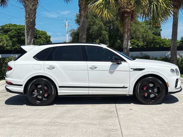 2022 Bentley Bentayga 7-Seat Configuration Mulliner Spec - 23063617 - 8