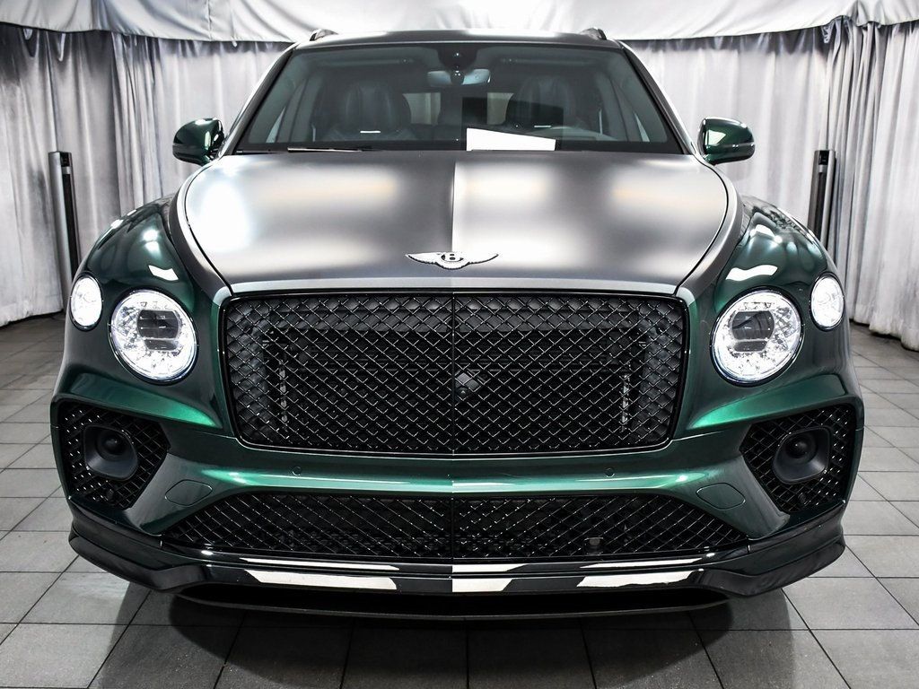 2022 Bentley Bentayga Speed photo 2