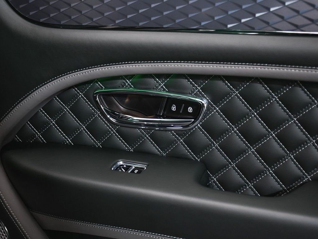 2022 Bentley Bentayga Speed photo 14