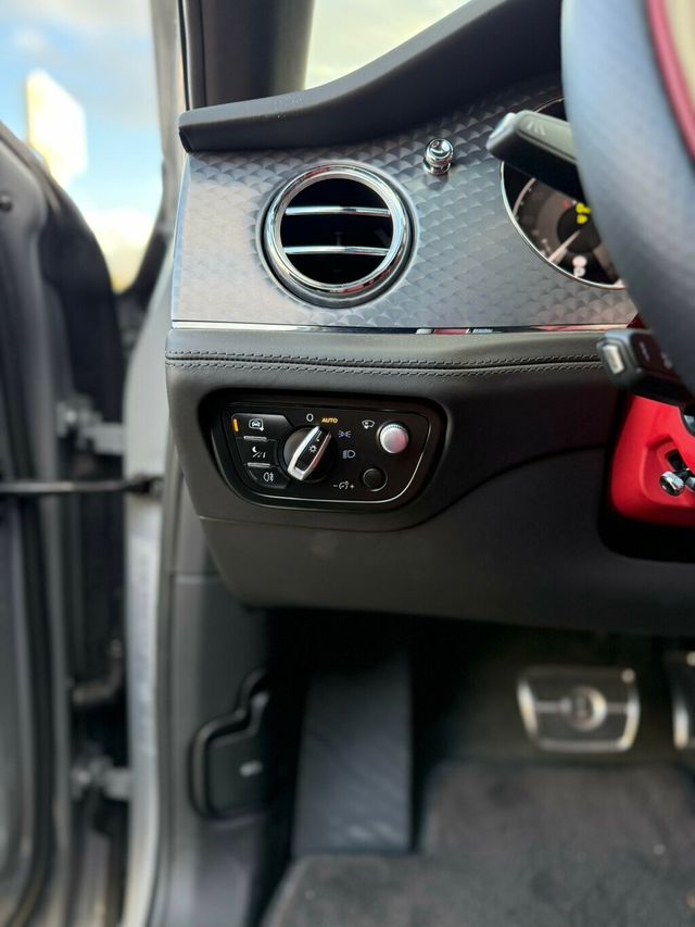 2022 Bentley Bentayga Speed AWD - 22986545 - 18