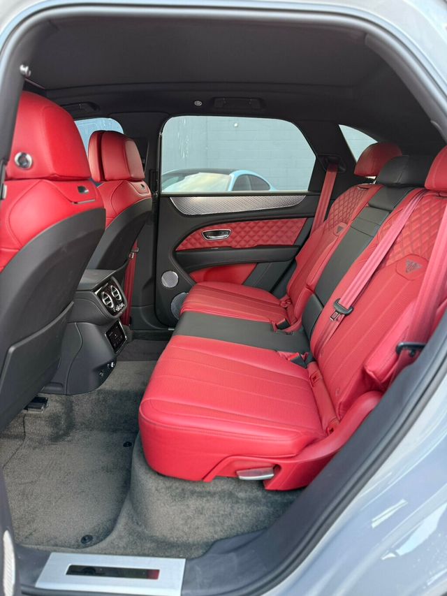 2022 Bentley Bentayga Speed AWD - 22986545 - 6