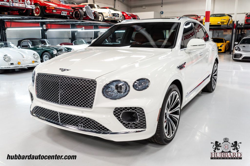 2022 Bentley Bentayga V8 AWD - 22650290 - 10