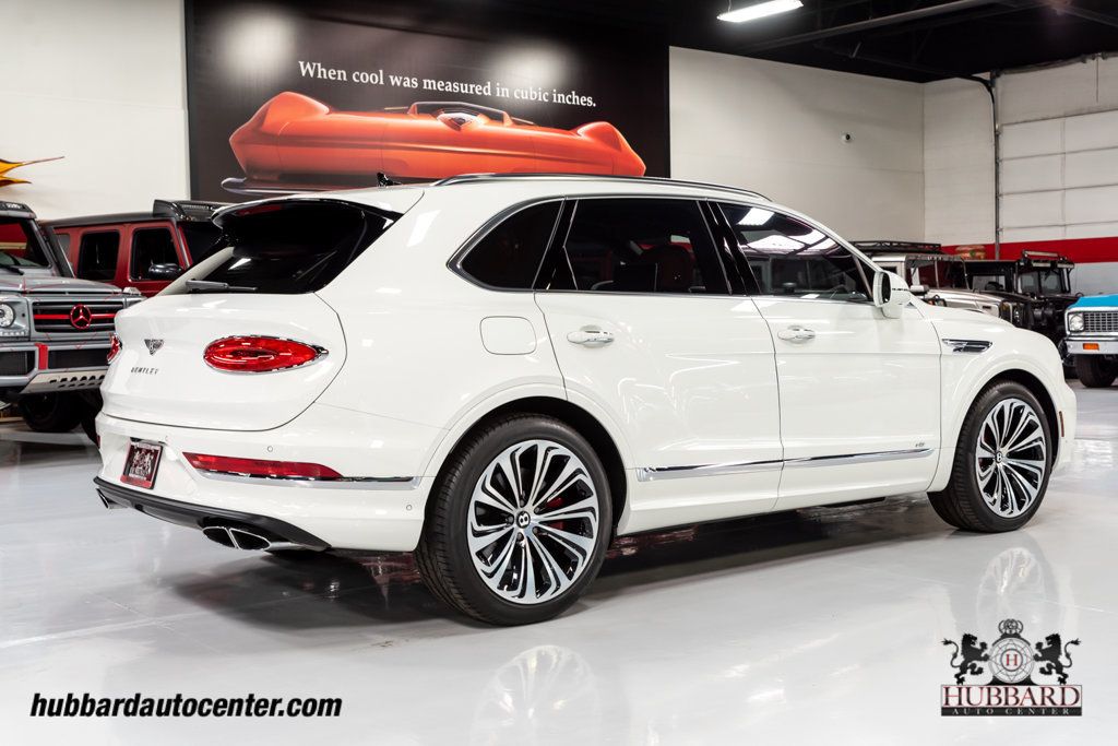 2022 Bentley Bentayga V8 AWD - 22650290 - 27