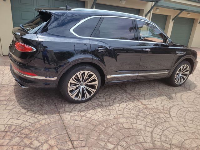 2022 Bentley Bentayga V8 AWD - 23056091 - 12