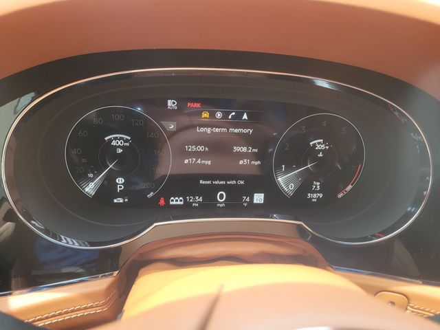 2022 Bentley Bentayga V8 AWD - 23056091 - 14