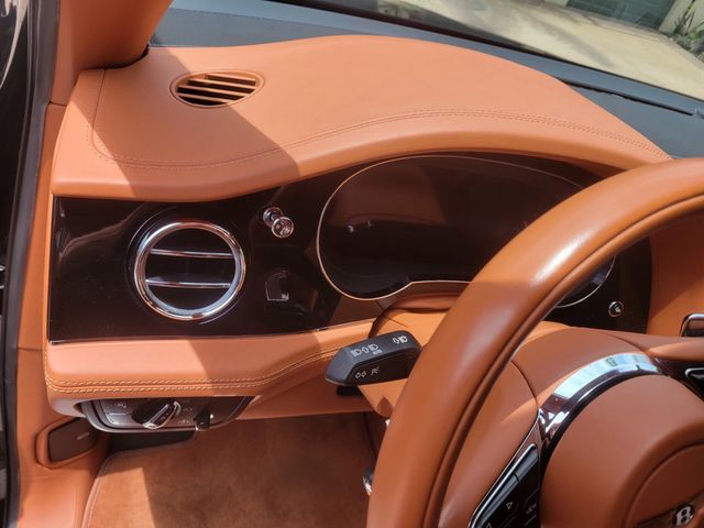 2022 Bentley Bentayga V8 AWD - 23056091 - 16