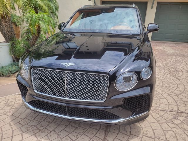 2022 Bentley Bentayga V8 AWD - 23056091 - 1