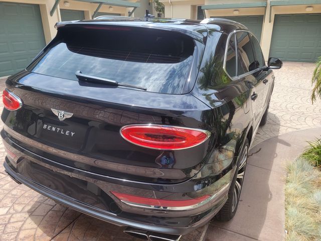 2022 Bentley Bentayga V8 AWD - 23056091 - 5