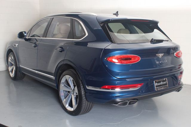 2022 Bentley Bentayga V8 AWD - 23086761 - 1