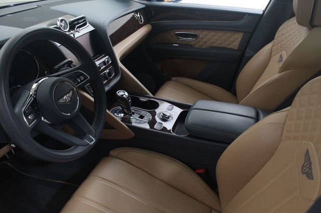 2022 Bentley Bentayga V8 AWD - 23086761 - 4