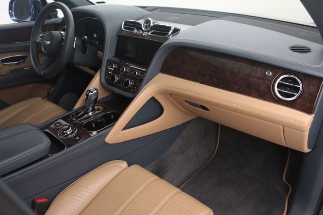 2022 Bentley Bentayga V8 AWD - 23086761 - 5