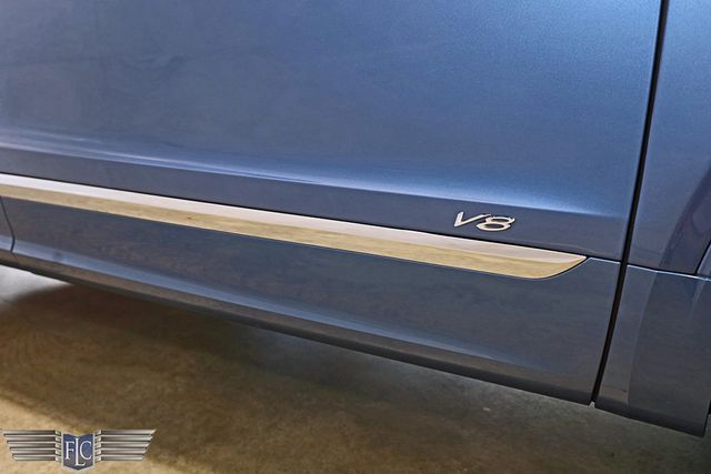 2022 Bentley Bentayga V8 AWD - 22903607 - 11