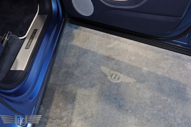 2022 Bentley Bentayga V8 AWD - 22903607 - 13