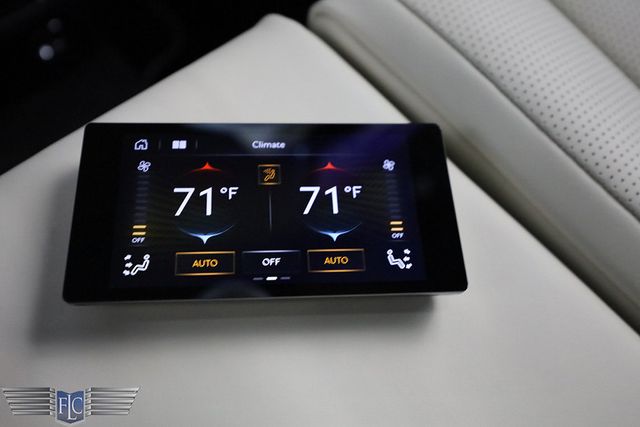 2022 Bentley Bentayga V8 AWD - 22903607 - 26