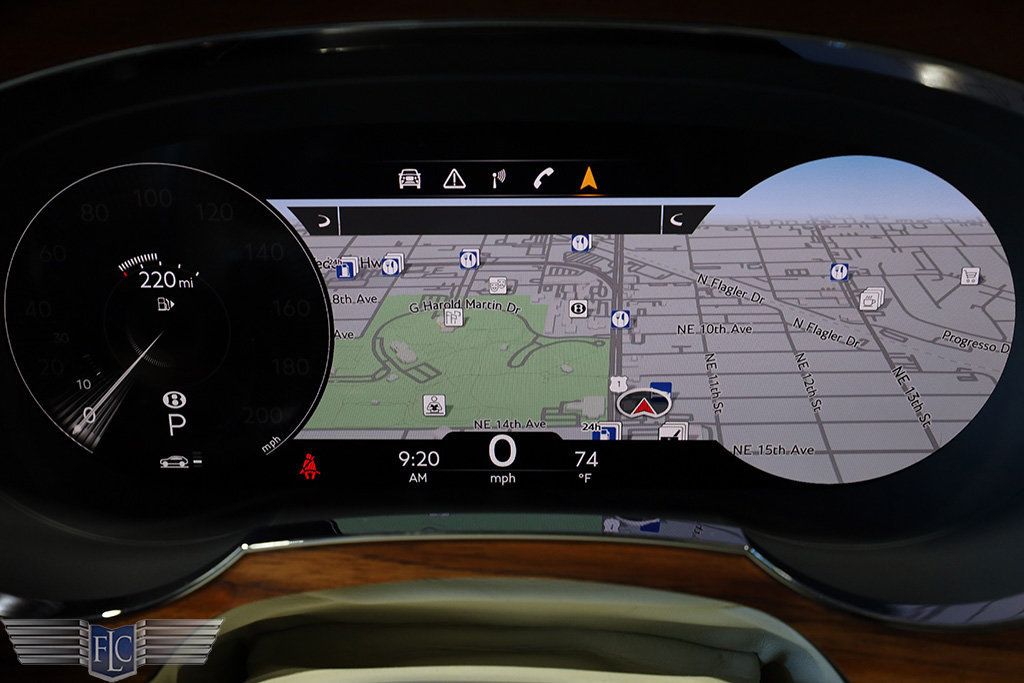 2022 Bentley Bentayga V8 AWD - 22903607 - 38