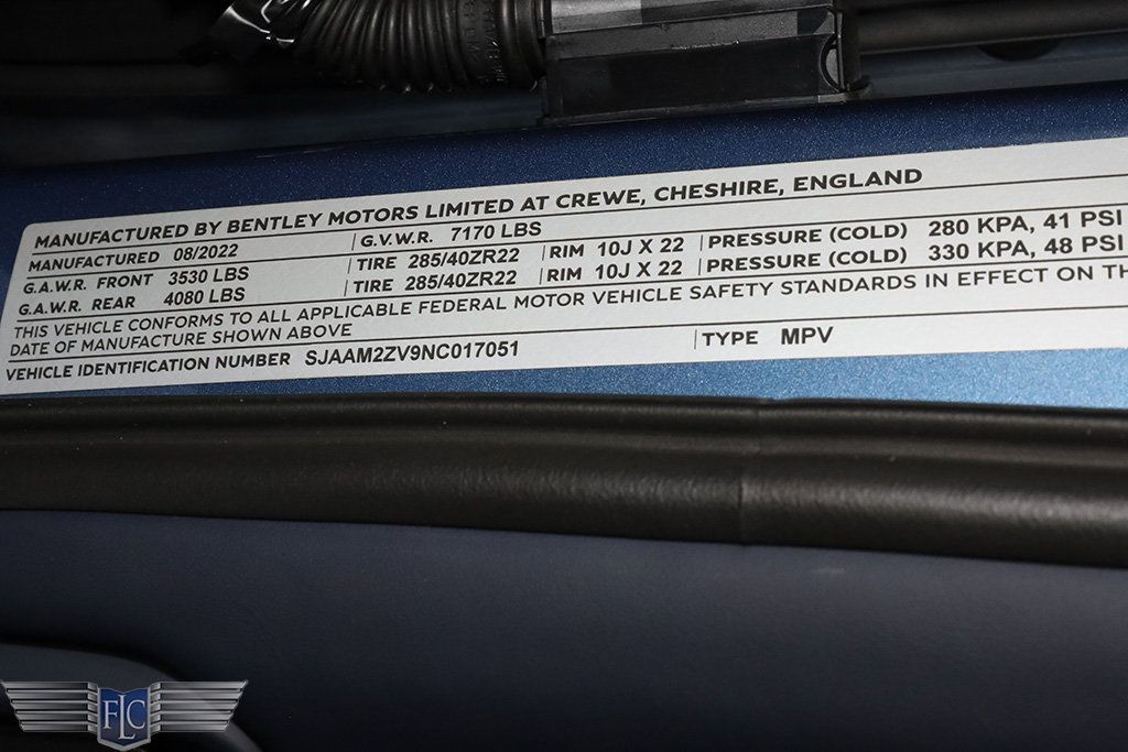 2022 Bentley Bentayga V8 AWD - 22903607 - 43