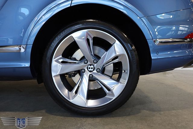 2022 Bentley Bentayga V8 AWD - 22903607 - 47