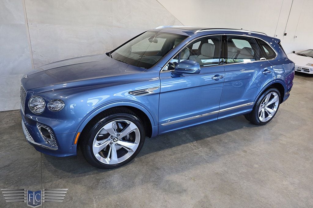 2022 Bentley Bentayga V8 AWD - 22903607 - 51