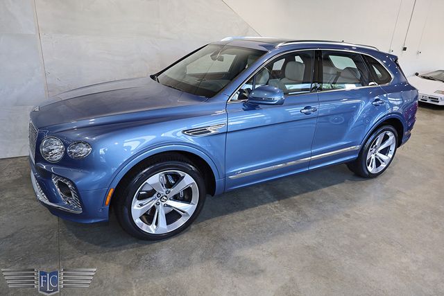 2022 Bentley Bentayga V8 AWD - 22903607 - 51