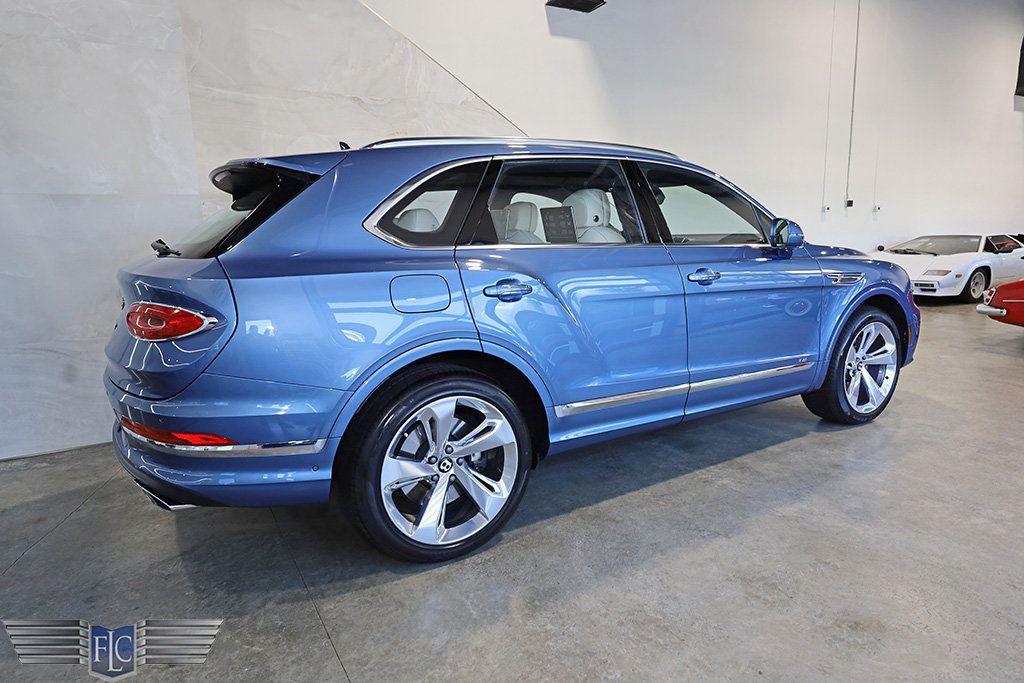 2022 Bentley Bentayga V8 AWD - 22903607 - 5