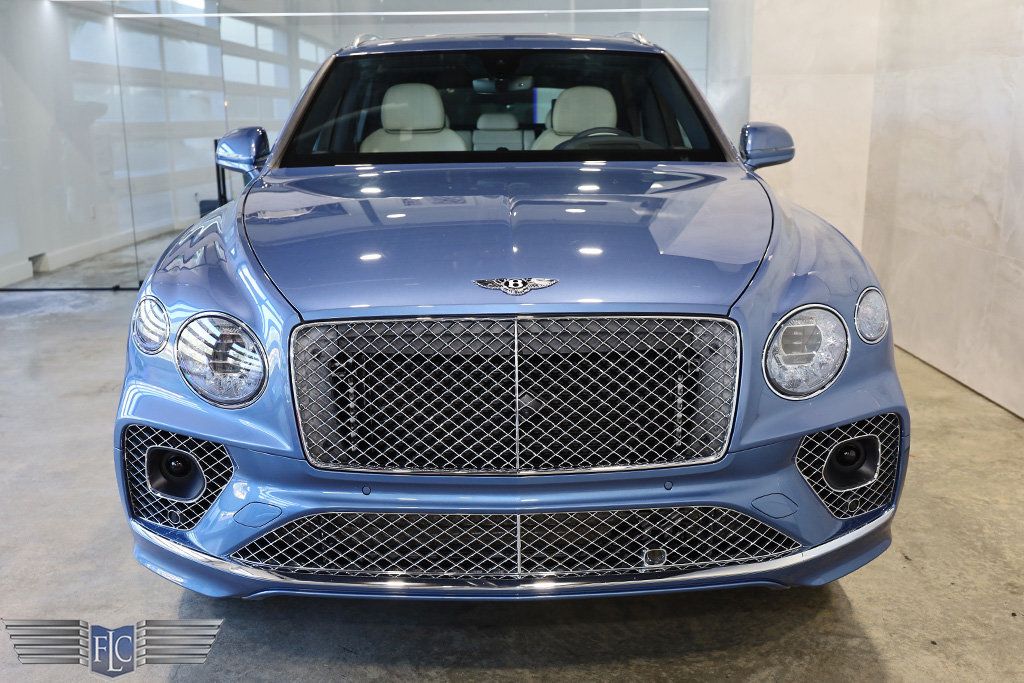 2022 Bentley Bentayga V8 AWD - 22903607 - 7
