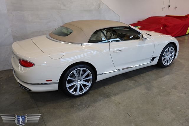 2022 Bentley Continental GTC V8 Convertible - 23023913 - 12