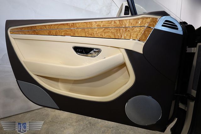 2022 Bentley Continental GTC V8 Convertible - 23023913 - 22