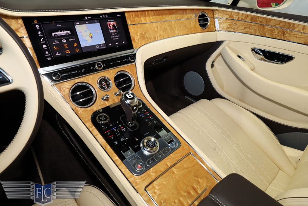 2022 Bentley Continental GTC V8 Convertible - 23023913 - 30