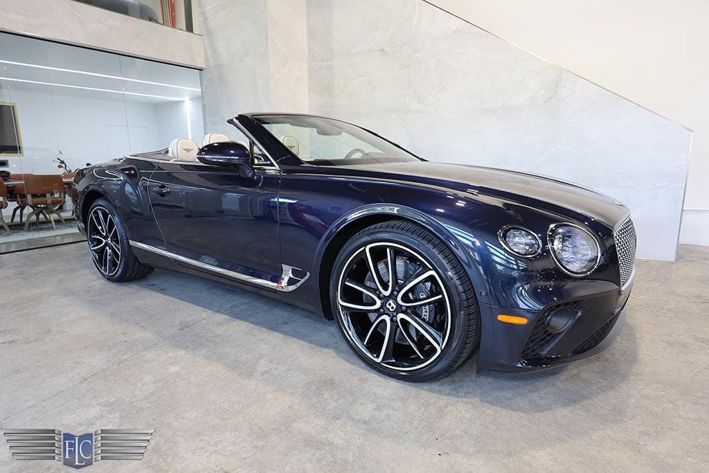 2022 Bentley Continental GTC V8 Mulliner - 22692239 - 0