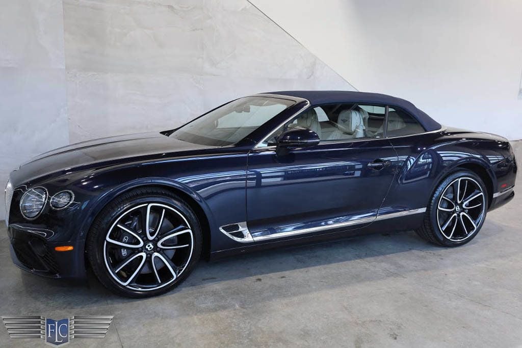 2022 Bentley Continental GTC V8 Mulliner - 22692239 - 3