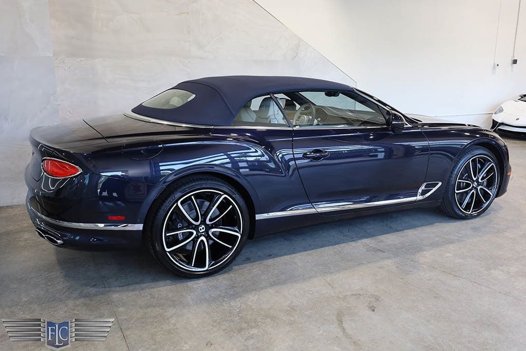 2022 Bentley Continental GTC V8 Mulliner - 22692239 - 49