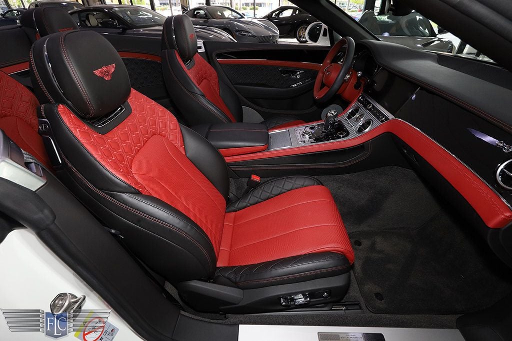 2022 Bentley Continental GTC V8 Mulliner Convertible - 22861831 - 15
