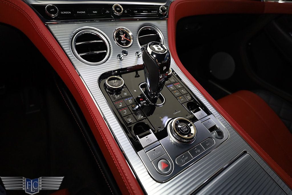 2022 Bentley Continental GTC V8 Mulliner Convertible - 22861831 - 30