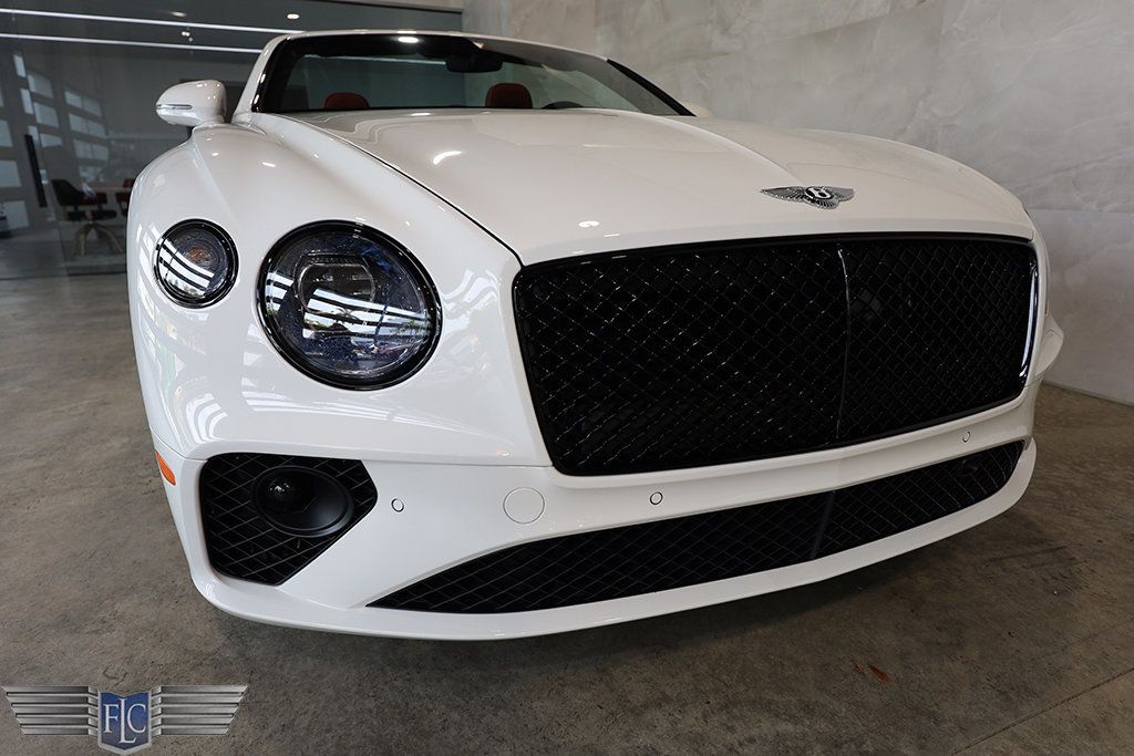 2022 Bentley Continental GTC V8 Mulliner Convertible - 22356101 - 12