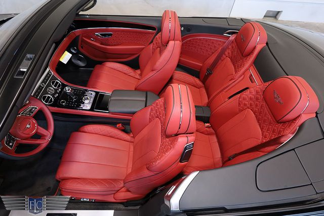 2022 Bentley Continental GTC V8 Mulliner Convertible - 22472853 - 25